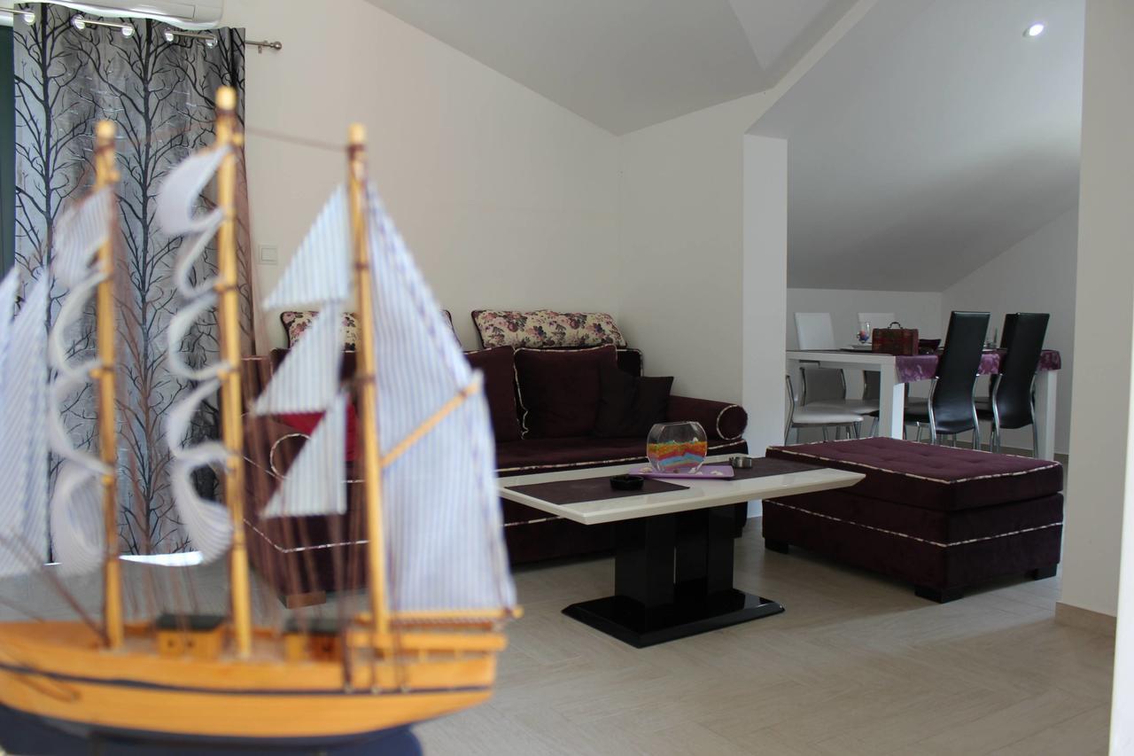 Apartments 4 Sailors カメナリ エクステリア 写真